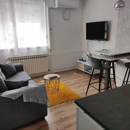 Apartman Emy Karlovac Exterior photo
